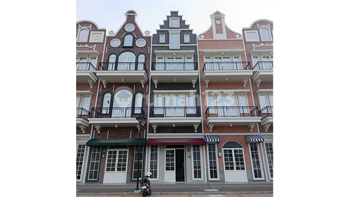 Ruko Amsterdam Riverwalk Island, PIK