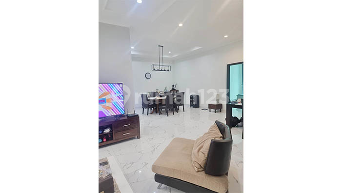 Rainbow Beautiful House, Kelapa Gading 2