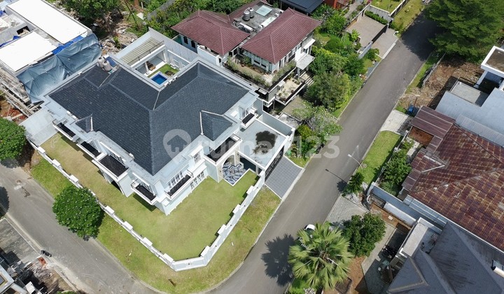 Hoek Golf Mediterania 2 House, Jl Priangan Golf, Sentul City 2