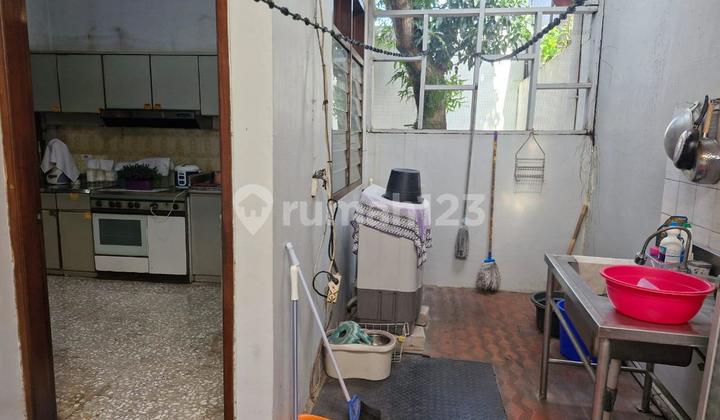 Dijual Rumah Lama Dan Terawat Lokasi Strategis Jl. Cendrawasih, Kebayoran Lama, Jakarta Selatan 2