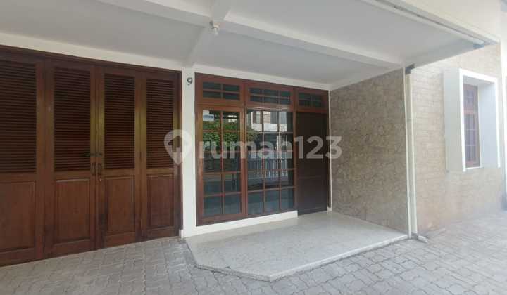 For Rent Land Count House at Segar Alam, Pondok Indah, South Jakarta For Rent Land Count House at Segar Alam, Pondok Indah, South Jakarta