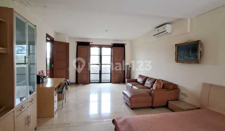 Rumah dalam Komplek Bona Vista, Lebak Bulus Security 24Jam One Gate System