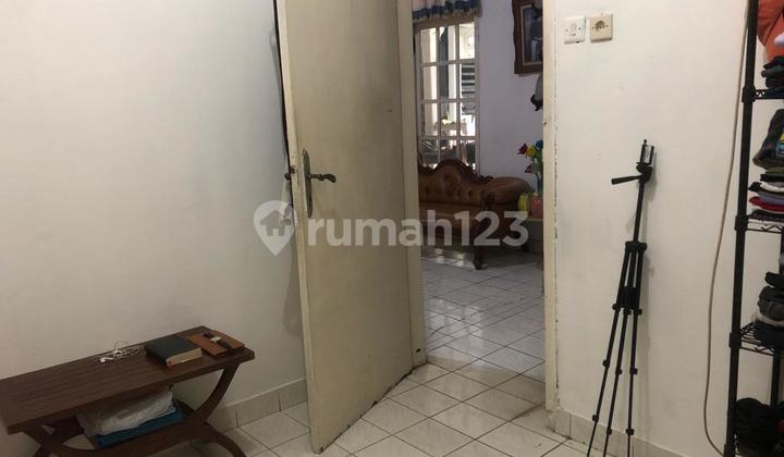 Ready-to-Occupy House, Flood-Free, Very Serene in Pesanggrahan Bintaro, South Jakarta. For Quick Sale. 2