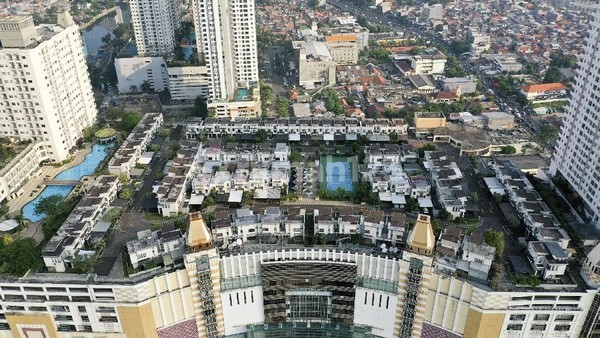Cosmo Park, Town House Above Thamrin City Mall, Central Jakarta, Ready to Live In Fully Furnished 2
