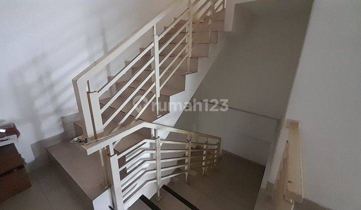 Ruko Untuk Kantor Dikawasan Durian Jagakarsa, Jak Sel Siap Pakai Dijual Cepat, Nego Sampai Deal 8