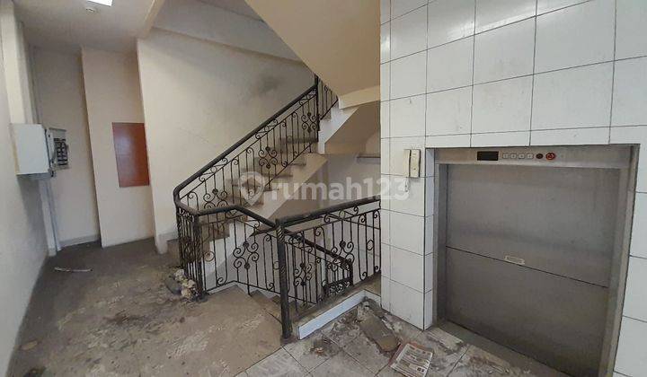 Ruko 4,5lantai Parkir Luas Sharing Degan Kawasan di H. Nawi Raya, Bangunan Kokoh Ada Lift Barang Dijual Murah