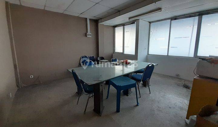 Mini Building 4 Lantai, Siap Pakai Lokasi Strategis di Kawasan Perkantoran Kebayoran Baru, Jakarta Selatan 8