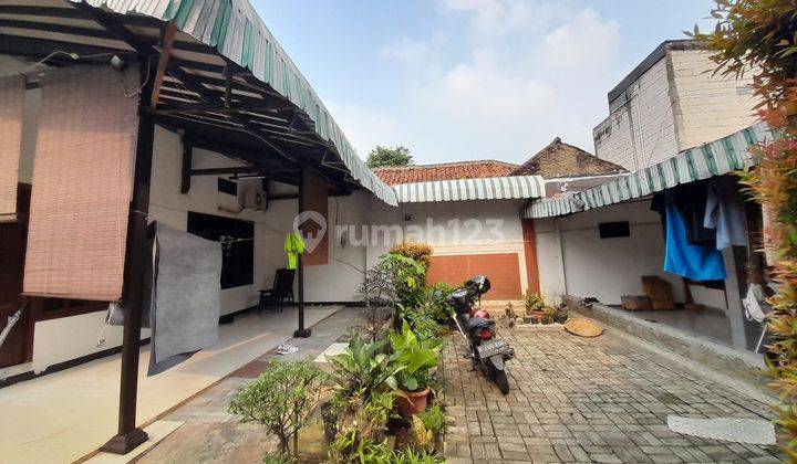 Rumah Hunian Dan Kontrakan di Pejaten Barat Dekat Kemang, Warung Buncit Dan Penvil Akses Motor Sangat Cocok Untuk Investasi. 1