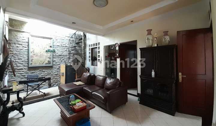 Rumah Di Jati Cempaka, Jatiwaringin Bebas Banjir Fulk Furnished