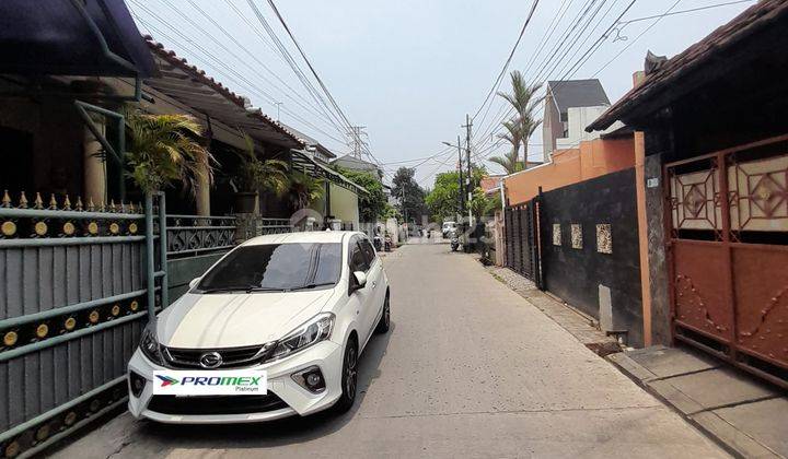 Rumah Kokoh Dan Terawat Dalam Komplek di Mampang, Bangka, Jakarta Selatan 1