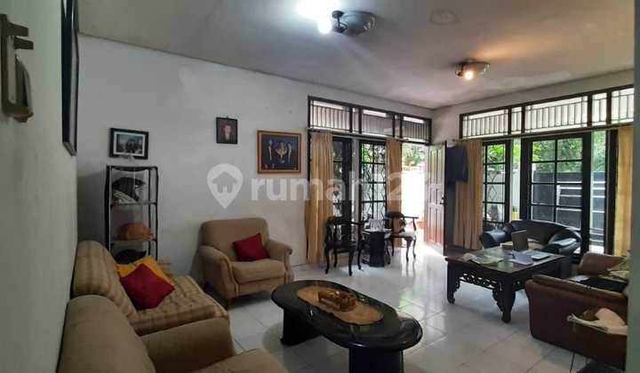 Rumah 2 Lantai Siap Huni di Cilandak Belakang Citos, Lokasi Strategis Posisi Hook