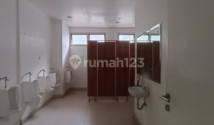 Gedung Dijual Murah di Bawah Njop Lokasi Strategis di Jalan Raya Pasar Minggu Jakarta Selatan