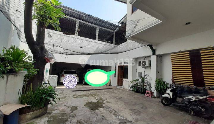 Rumah di Kawasan Komersil Wijaya Kebayoran Jakarta Selatan  2