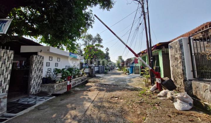 Rumah Tua Hitung Tanah, Lokasi Tenang dan Strategis di Kebayoran Lama, Jakarta Selatan Rumah Tua Hitung Tanah, Lokasi Tenang dan Strategis di Kebayoran Lama, Jakarta Selatan