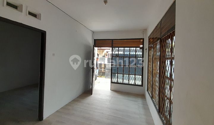 House in West Tebet Flood-Free Strategic Location Near 2