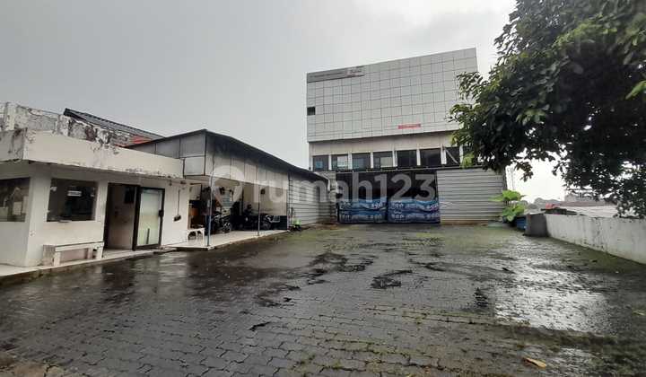 Gedung Ruko di Pasar Minggu Ada Lift Barang Lokasi Strategis Cocok untuk Kantor Gedung Ruko di Pasar Minggu Ada Lift Barang Lokasi Strategis Cocok untuk Kantor