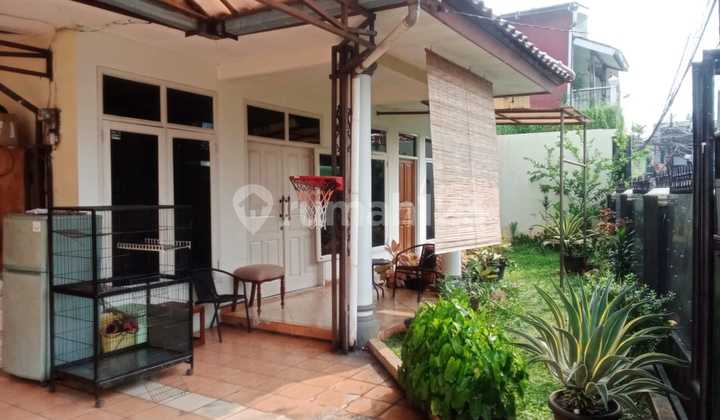 House in Mampang Near Kemang, Suitable for Residence or Boarding House Investment, Flood-Free House in Mampang Near Kemang, Suitable for Residence or Boarding House Investment, Flood-Free