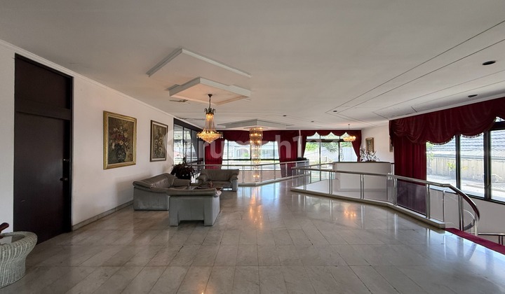 Fast Sale House In Kebayoran Baru Furnished