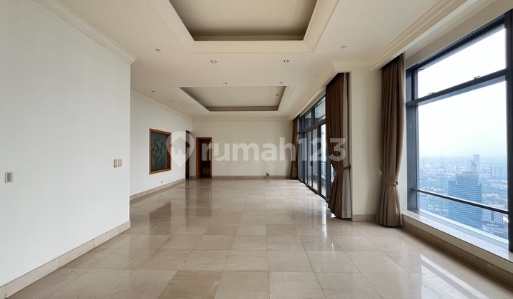 For Sale Airlangga Apartment 4 Bedrooms For Sale Airlangga Apartment 4 Bedrooms