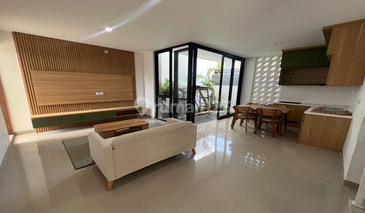 In a 2-story house in East Gatot Subroto, Denpasar 1