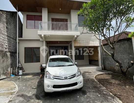Rumah Moderen Minimalis Dijual Kerobokan
