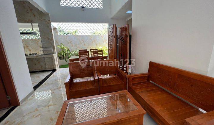 Disewakan Rumah Cantik Furnished Di Suwung 2