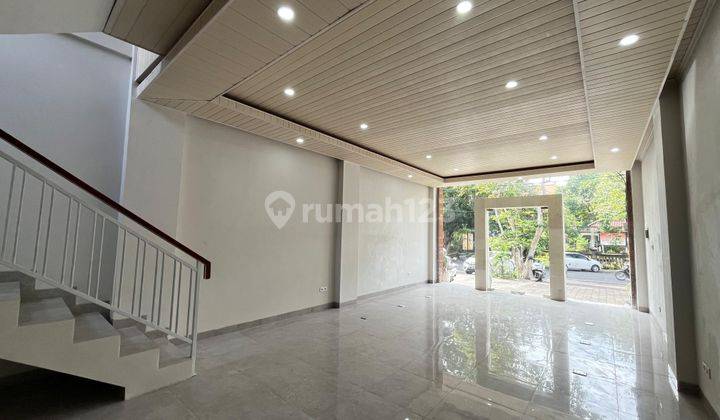 Ruko Baru 3 Lantai Unfurnished Di Renon  2