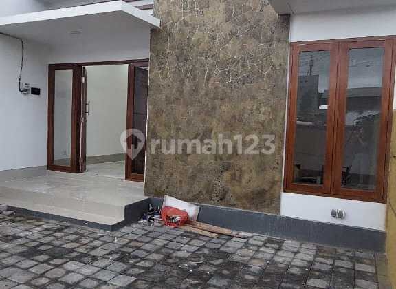 1-Story House for Rent on Tukad Batanghari Street 1-Story House for Rent on Tukad Batanghari Street