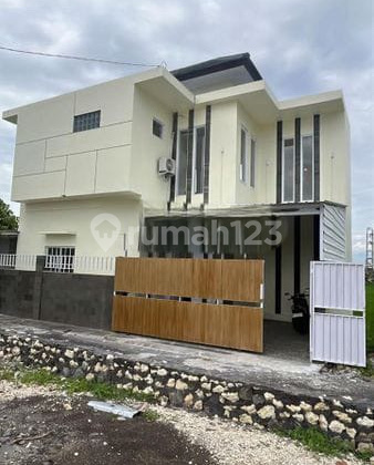 Rumah Baru Semi Furnitur di Sewakan Gn.soputan