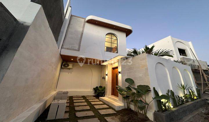 Brand New Mediterranean Villa For Sale In Munggu 1