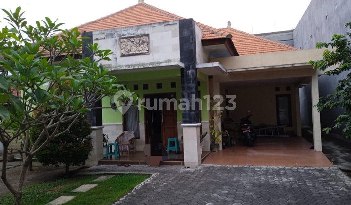 Rumah Mataram type 200/455 M2 di Taman Baru Pagesangan R296
 2