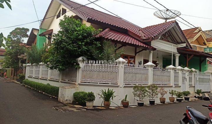 Rumah Mewah Jl. Sunan Geseng Belakang Sekolah Al Azhar Sunan Giri 1