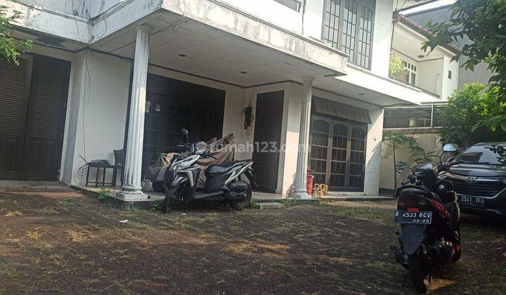 Rumah Luas di Utan Kayu Selatan Matraman Akses Strategis 1