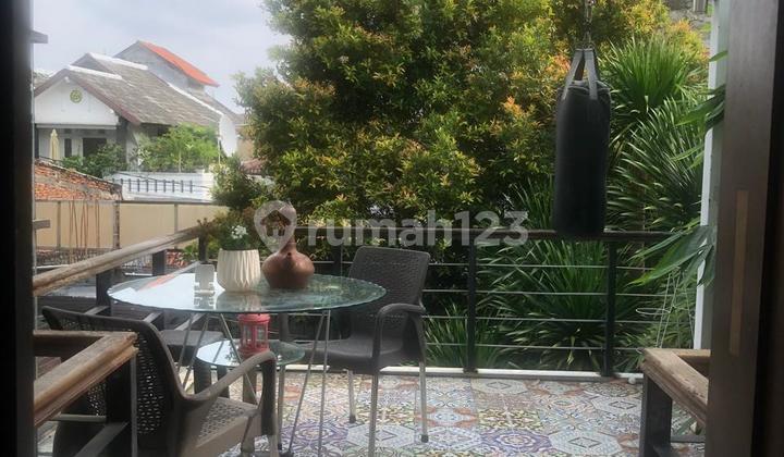 Rumah Cantik Nan Estetik di Lokasi Strategis dengan Lingkungan Terbaik 2