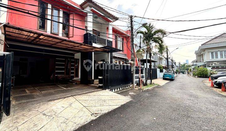 Rumah Tebet Lingkungan Elit, Lokasi Strategis Siap Huni 2