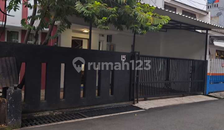 Rumah Rawamangun Komplek Balai Pustaka, Lingkungan Rapih Dan Strategis, Siap Huni - Murah Rumah Rawamangun Komplek Balai Pustaka, Lingkungan Rapih Dan Strategis, Siap Huni - Murah