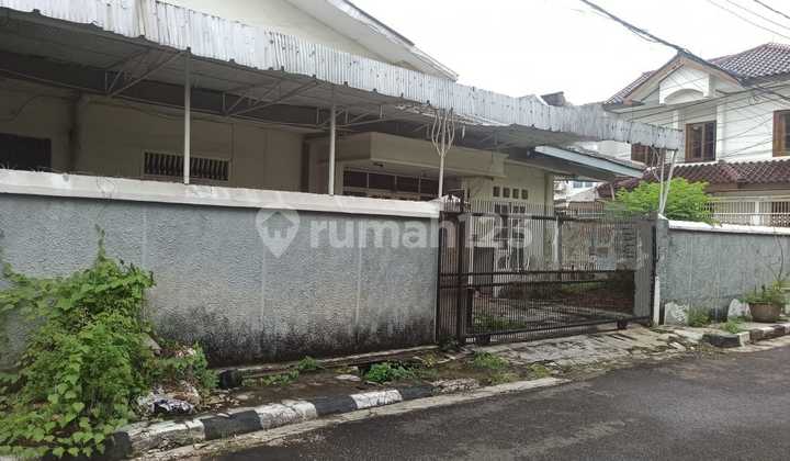 Clean, Neat, Safe, and Comfortable House in Rawamangun, Pratama Complex, Bank KPR Take Over Possible 2