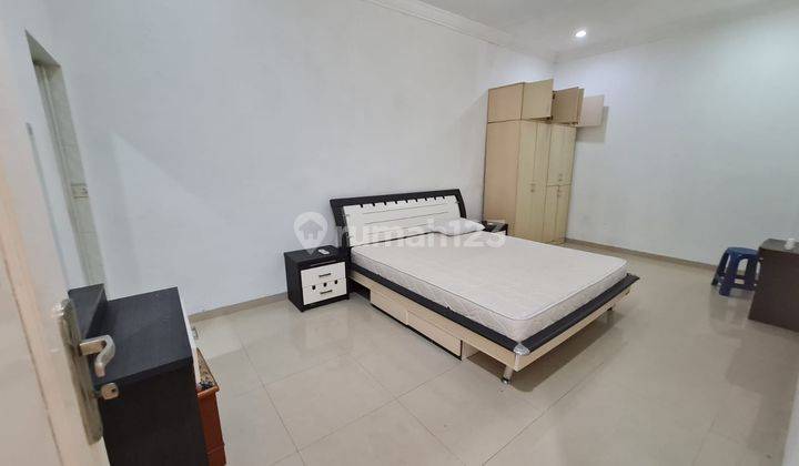 For Rent 3 bedrooms 2 toilets 1 small warehouse 4 unit Ac 1 unit TV Sukajadi 1