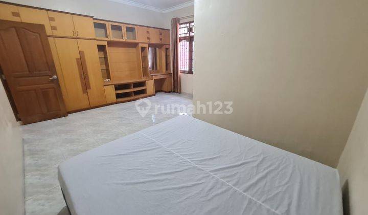 For Rent 6 Rooms 7 Toilets Big House Sukajadi Fully Furnished