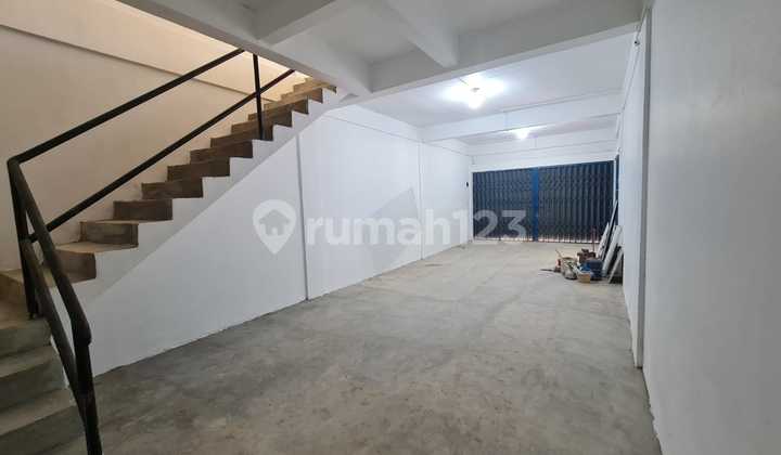 For Rent 3-Storey Shop House in Bukit Permai near Batamindo Industrial 50m/year For Rent 3-Storey Shop House in Bukit Permai near Batamindo Industrial 50m/year