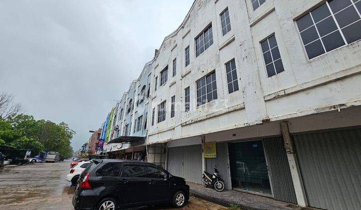 Di Sewakan 3 Unit Ruko Besar 3 Lantai Taman Niaga Sukajadi Full Renovasi 1
