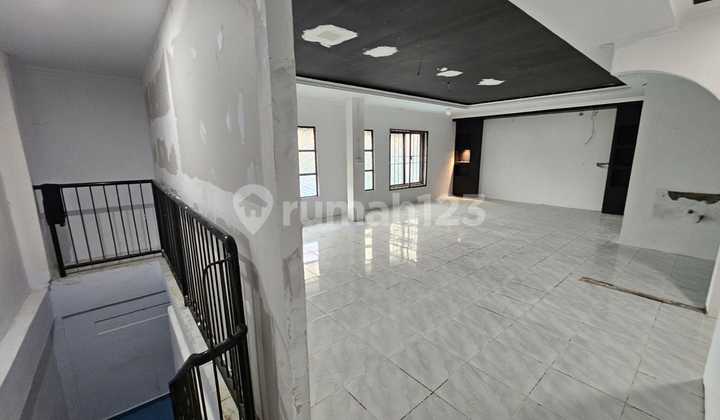 For Rent 2-Storey Shop House in Bunga Raya Botania Facing Main Road 38 Million/Year 1