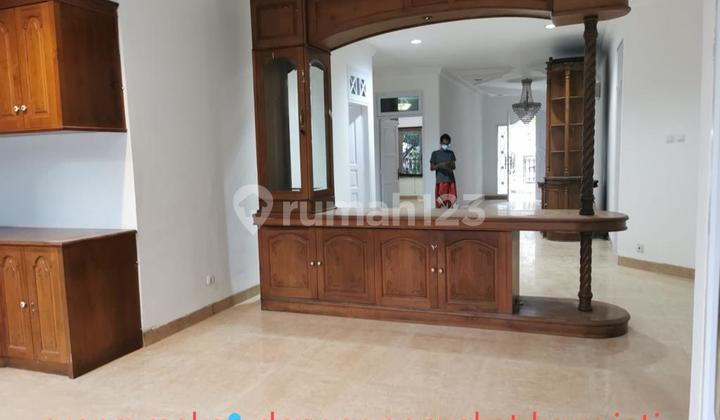 Ready-to-Live House Below Market Price in Lippo Karawaci 2