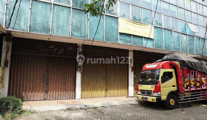 Ruko Gandeng 3 Dlm Komplex Martadinata 1