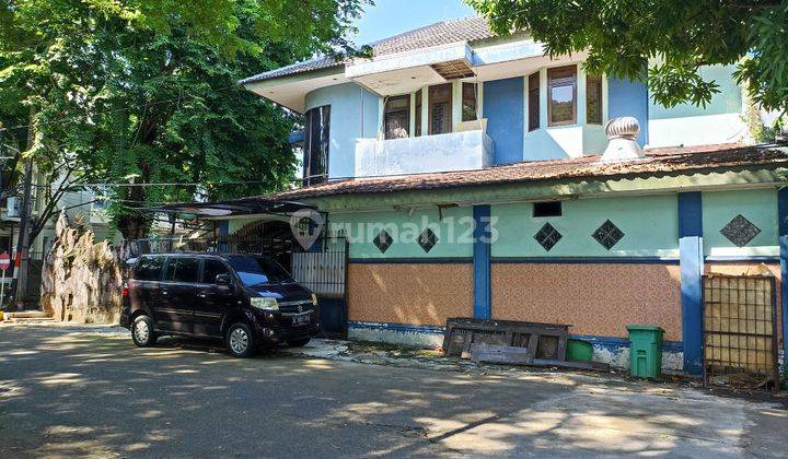 Rumah  Tua Hoek Dlm Komplex Sunter 2