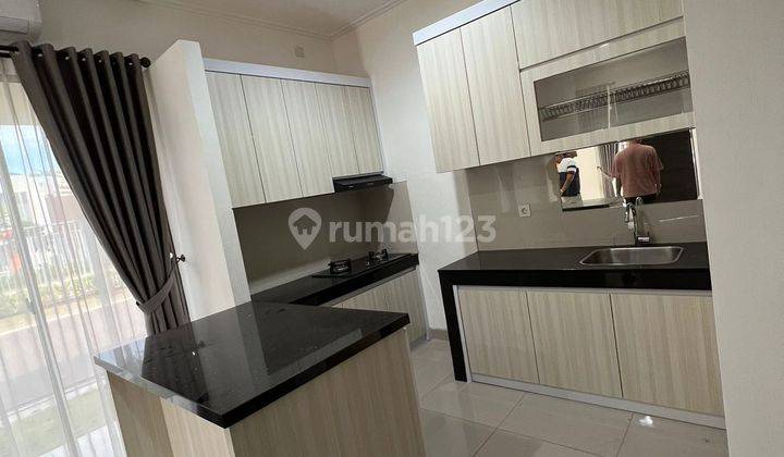 Semi Furnish Disewakan Rumah Pik 2 Ukuran 6x12.5 Brand New 1