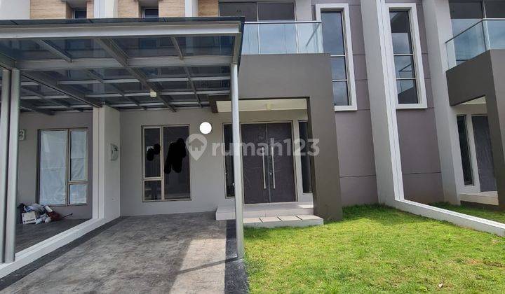 Disewakan Rumah Golf Island Pik 8x15 Kosongan 3 Kamar Tidur 2