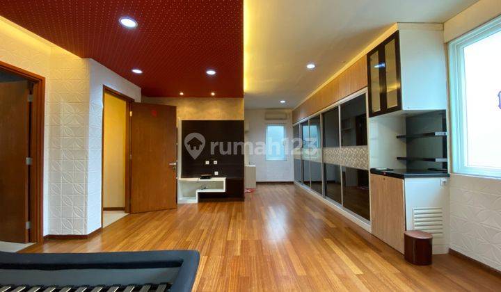 Rumah Townhouse Springhill Kemayoran Hoek Dijual Cepat 1