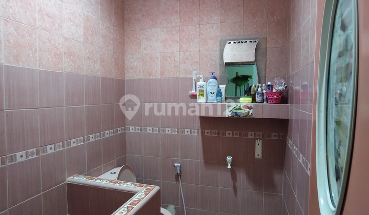 Rumah Strategis Nyaman Dekat Pangeran Jayakarta Jakpus 2