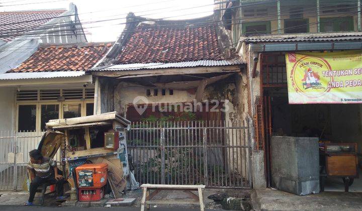 Rumah tua bisa komersil di Kemenangan, Glodok, Taman Sari 1